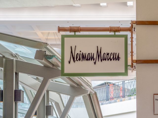 アラモアナセンターのニーマン マーカスでお土産コーナーがある場所 はじめてのハワイ旅行
