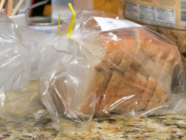 ハワイ島、KTAスーパー・ケアウホウ店で購入したトースト用の食パン