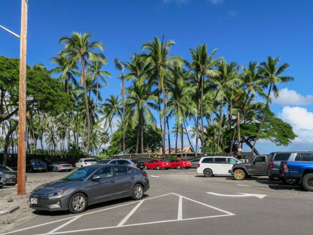 ハワイ島カイルアコナのkahalu U Beach Park駐車場が満車になっていた時間帯の例 はじめてのハワイ旅行